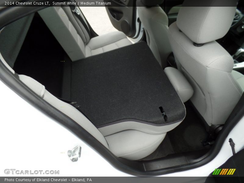 Summit White / Medium Titanium 2014 Chevrolet Cruze LT