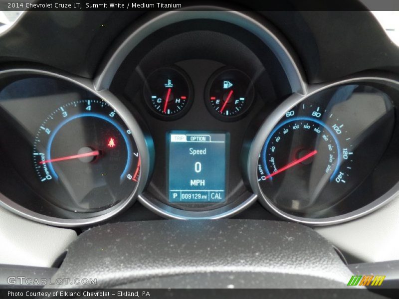 Summit White / Medium Titanium 2014 Chevrolet Cruze LT