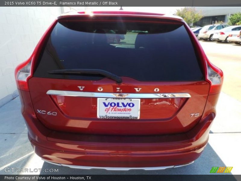 Flamenco Red Metallic / Off Black 2015 Volvo XC60 T5 Drive-E