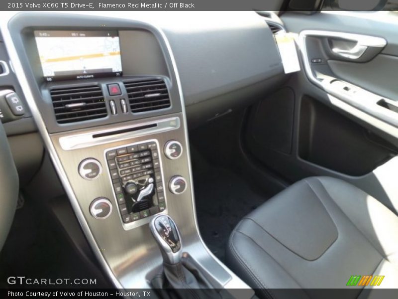 Flamenco Red Metallic / Off Black 2015 Volvo XC60 T5 Drive-E