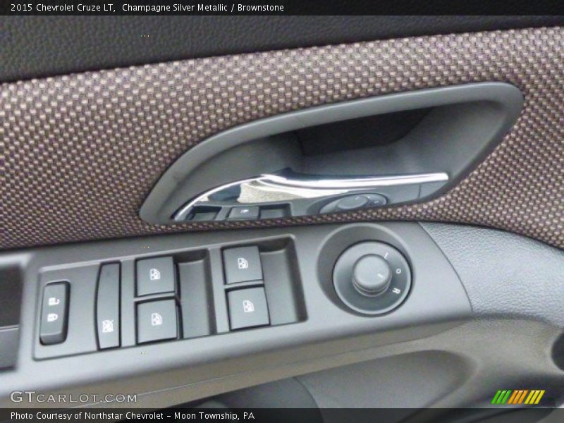 Champagne Silver Metallic / Brownstone 2015 Chevrolet Cruze LT