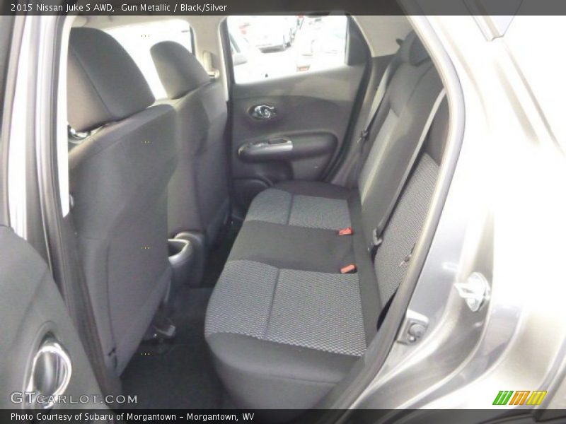 Gun Metallic / Black/Silver 2015 Nissan Juke S AWD