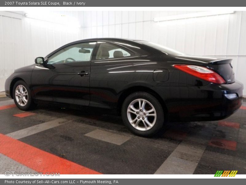 Black / Ivory 2007 Toyota Solara SLE Coupe