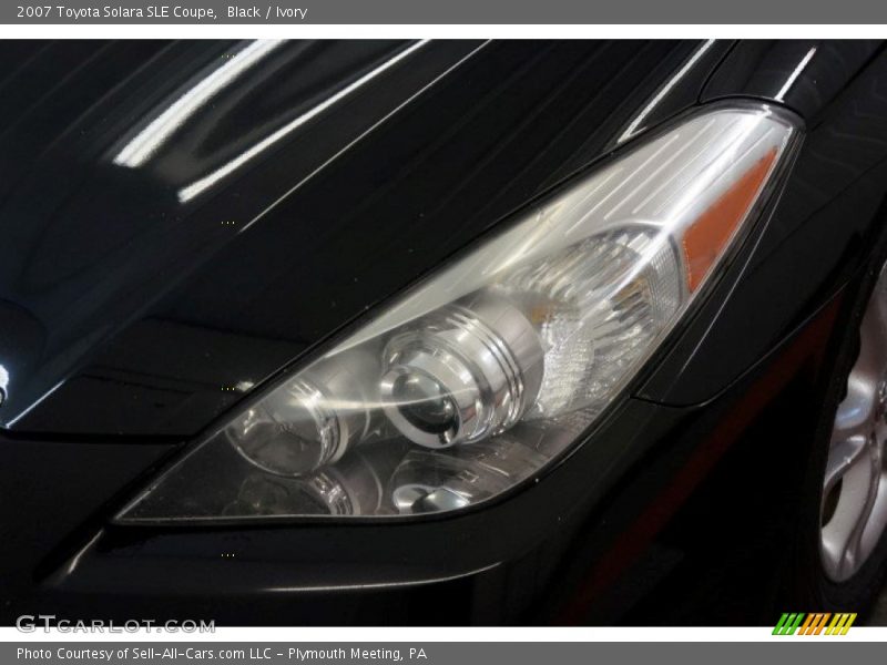 Black / Ivory 2007 Toyota Solara SLE Coupe