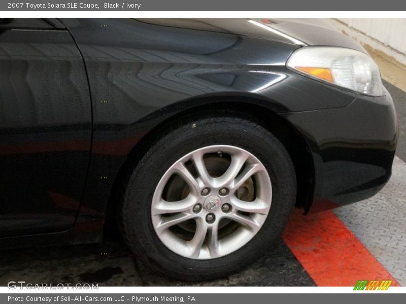 Black / Ivory 2007 Toyota Solara SLE Coupe