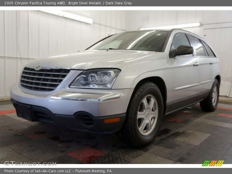 Bright Silver Metallic / Dark Slate Gray 2005 Chrysler Pacifica Touring AWD