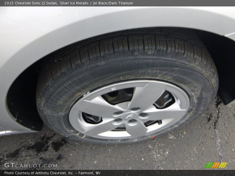 Silver Ice Metallic / Jet Black/Dark Titanium 2015 Chevrolet Sonic LS Sedan