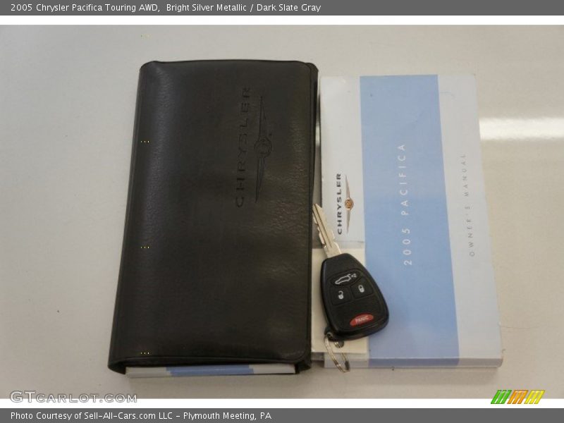 Bright Silver Metallic / Dark Slate Gray 2005 Chrysler Pacifica Touring AWD
