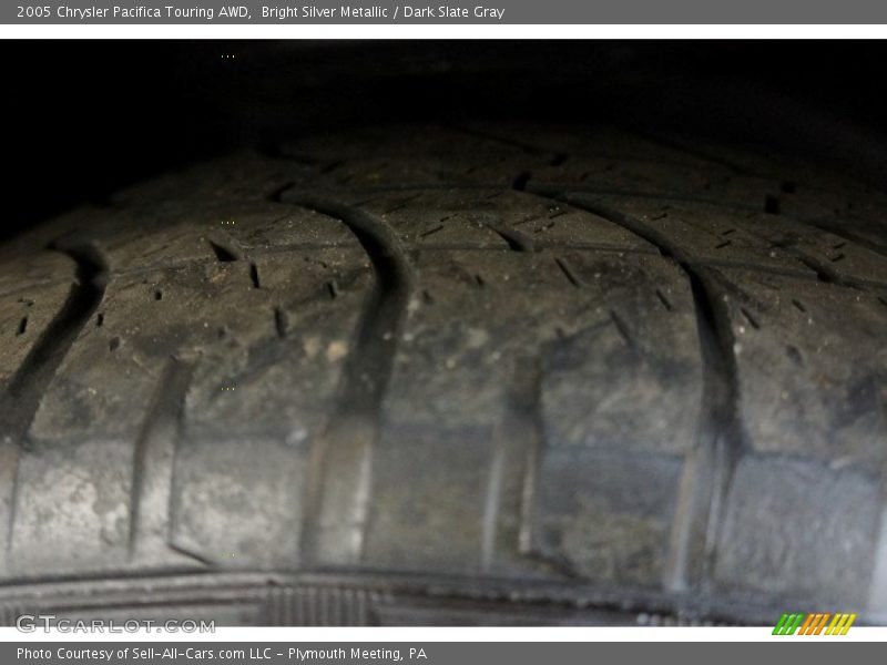 Bright Silver Metallic / Dark Slate Gray 2005 Chrysler Pacifica Touring AWD