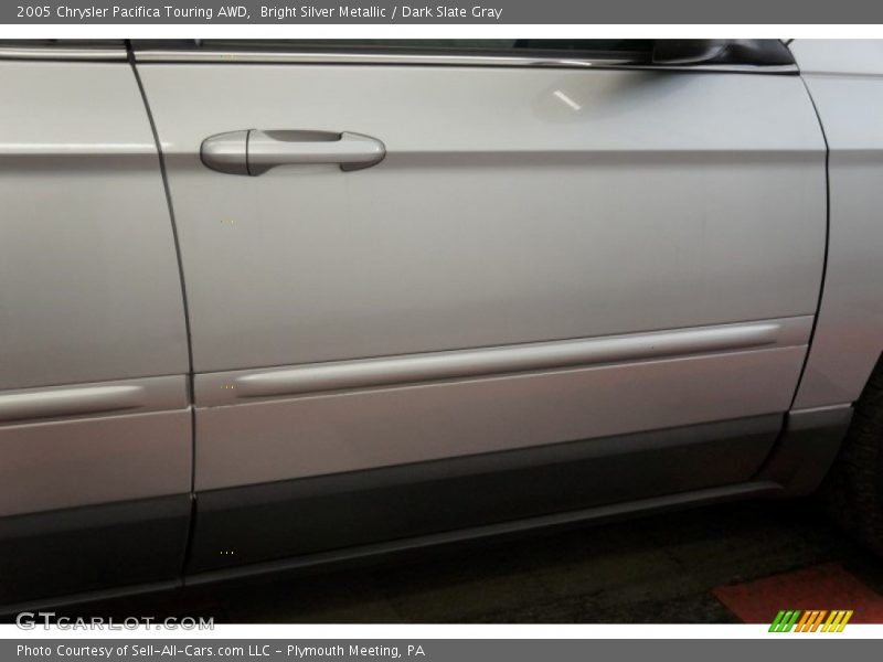 Bright Silver Metallic / Dark Slate Gray 2005 Chrysler Pacifica Touring AWD