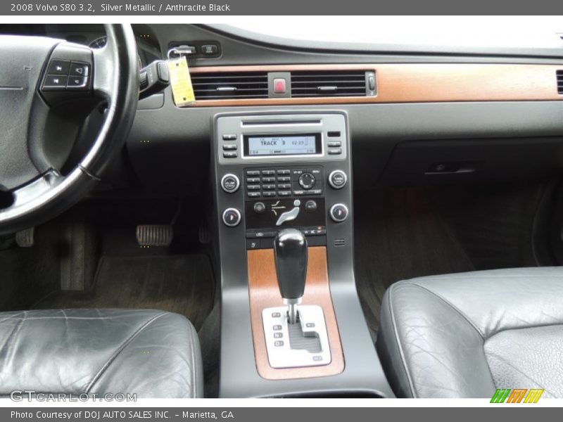 Silver Metallic / Anthracite Black 2008 Volvo S80 3.2