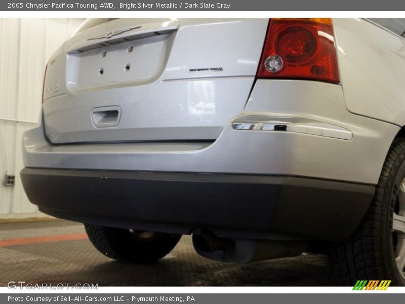Bright Silver Metallic / Dark Slate Gray 2005 Chrysler Pacifica Touring AWD