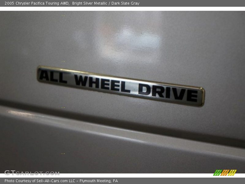 Bright Silver Metallic / Dark Slate Gray 2005 Chrysler Pacifica Touring AWD