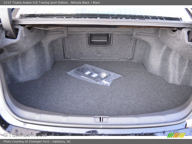  2015 Avalon XLE Touring Sport Edition Trunk