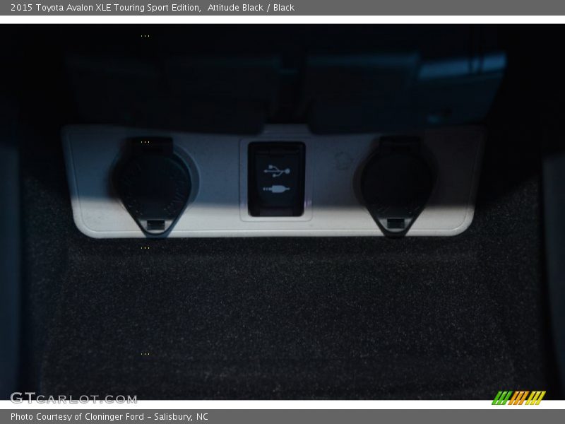 Attitude Black / Black 2015 Toyota Avalon XLE Touring Sport Edition
