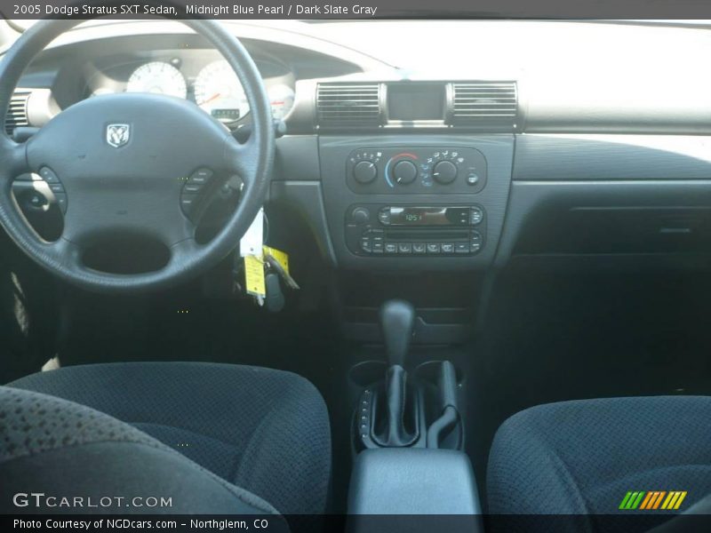 Midnight Blue Pearl / Dark Slate Gray 2005 Dodge Stratus SXT Sedan