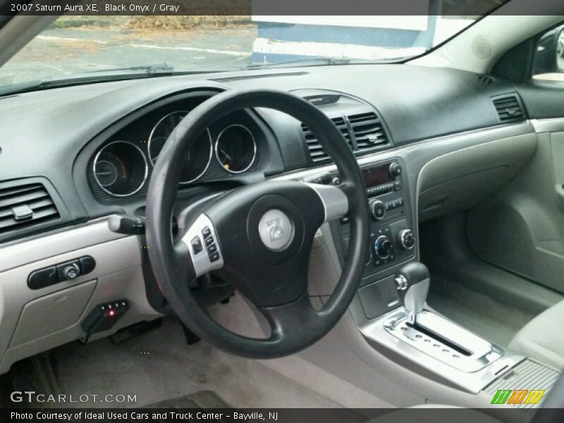 Black Onyx / Gray 2007 Saturn Aura XE