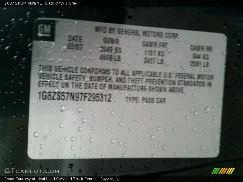 Black Onyx / Gray 2007 Saturn Aura XE
