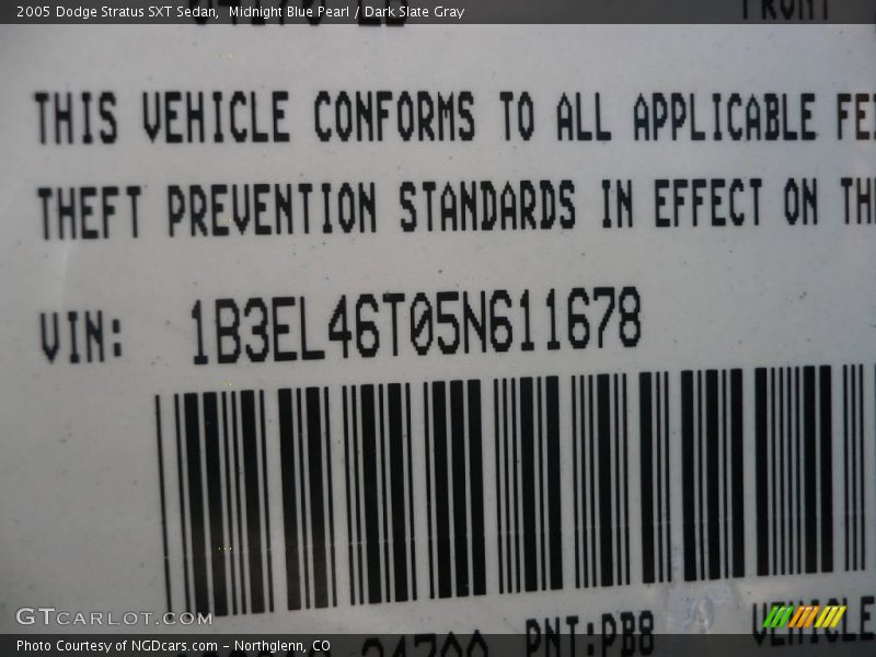 Midnight Blue Pearl / Dark Slate Gray 2005 Dodge Stratus SXT Sedan