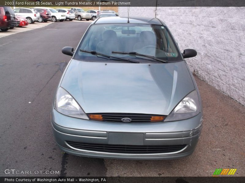 Light Tundra Metallic / Medium Parchment 2003 Ford Focus SE Sedan