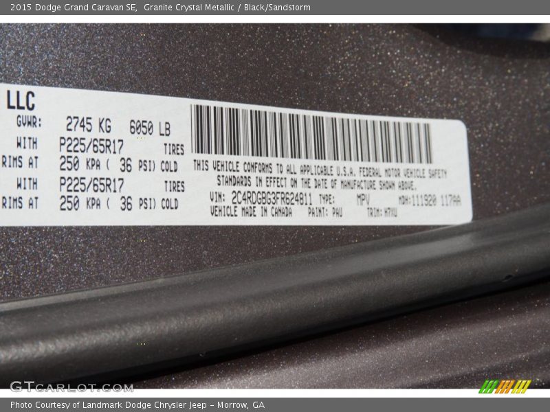 Granite Crystal Metallic / Black/Sandstorm 2015 Dodge Grand Caravan SE