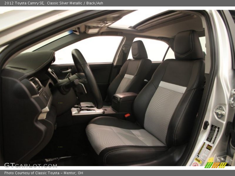 Classic Silver Metallic / Black/Ash 2012 Toyota Camry SE