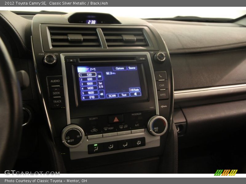Classic Silver Metallic / Black/Ash 2012 Toyota Camry SE
