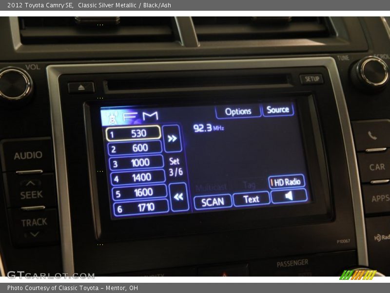 Classic Silver Metallic / Black/Ash 2012 Toyota Camry SE