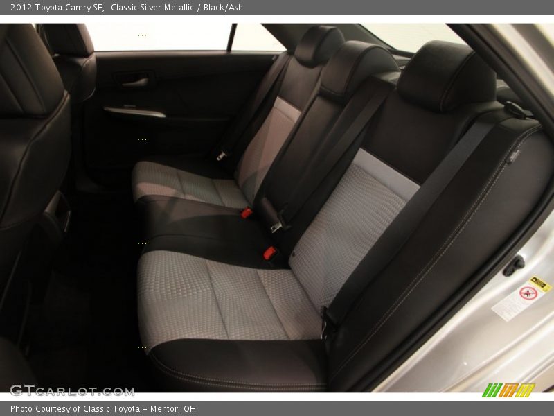 Classic Silver Metallic / Black/Ash 2012 Toyota Camry SE