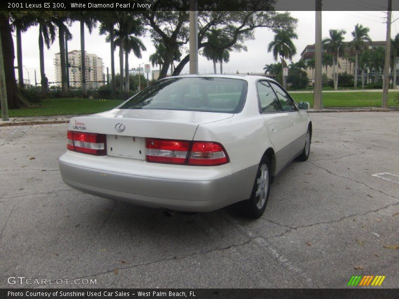 White Diamond Pearl / Ivory 2001 Lexus ES 300
