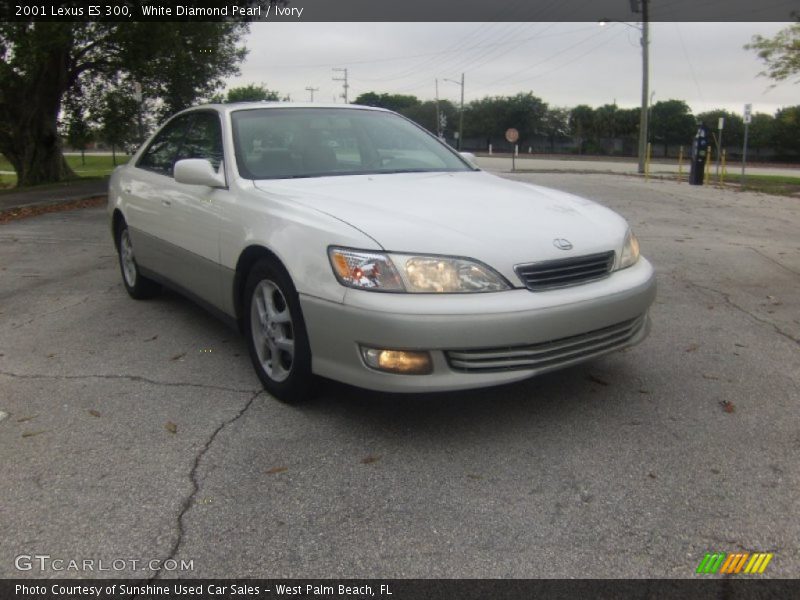 White Diamond Pearl / Ivory 2001 Lexus ES 300