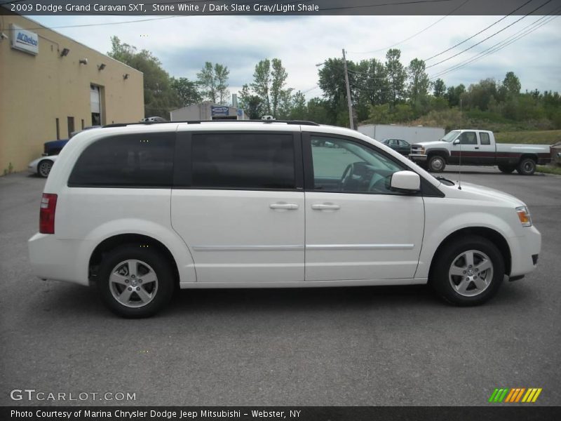 Stone White / Dark Slate Gray/Light Shale 2009 Dodge Grand Caravan SXT