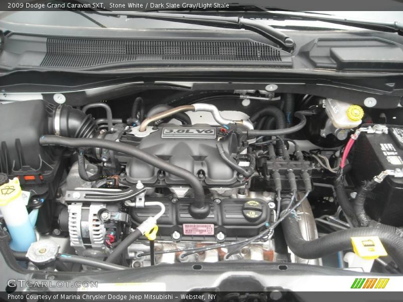Stone White / Dark Slate Gray/Light Shale 2009 Dodge Grand Caravan SXT