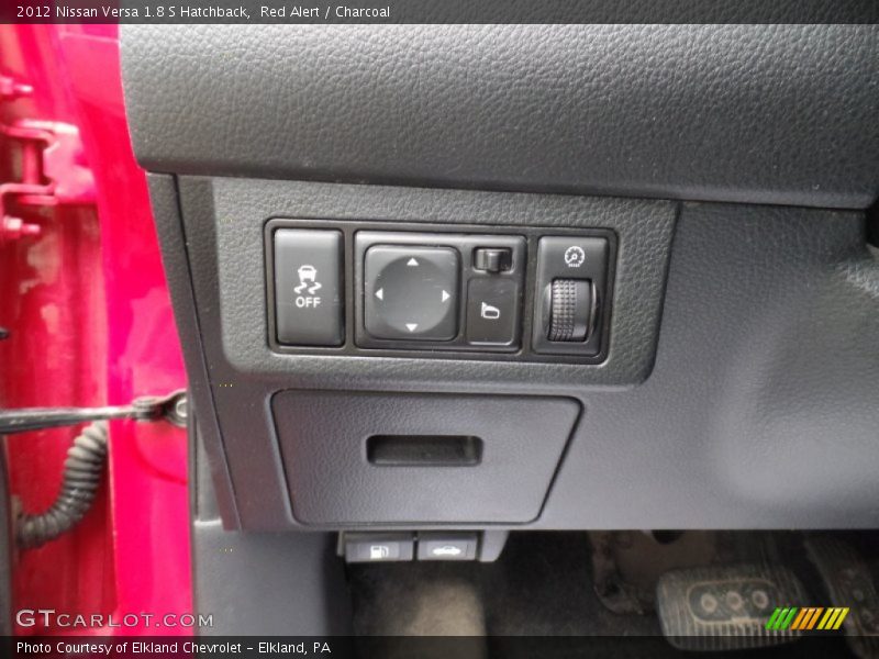 Red Alert / Charcoal 2012 Nissan Versa 1.8 S Hatchback