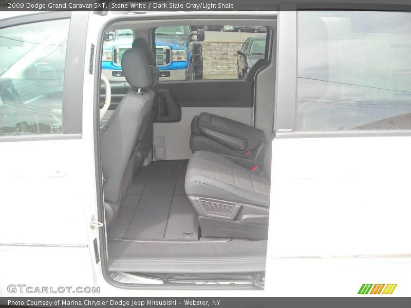 Stone White / Dark Slate Gray/Light Shale 2009 Dodge Grand Caravan SXT