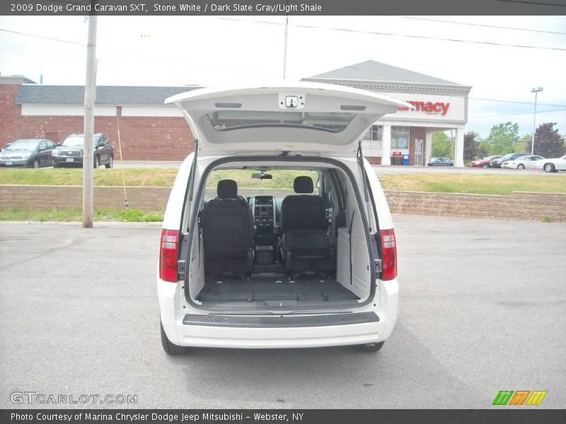 Stone White / Dark Slate Gray/Light Shale 2009 Dodge Grand Caravan SXT