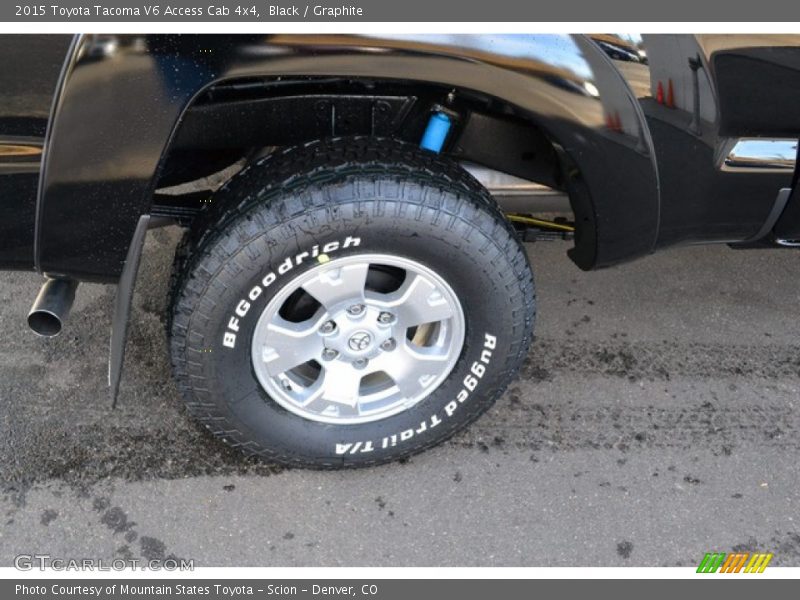 Black / Graphite 2015 Toyota Tacoma V6 Access Cab 4x4