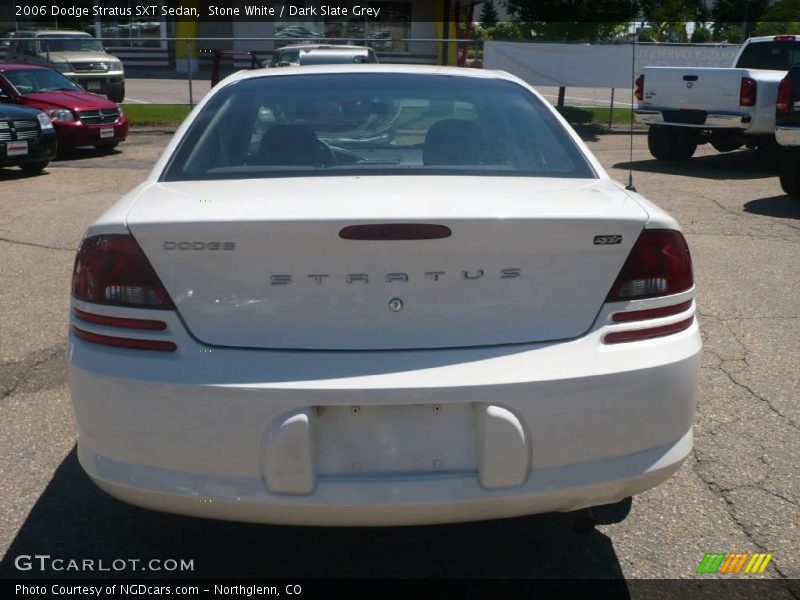 Stone White / Dark Slate Grey 2006 Dodge Stratus SXT Sedan