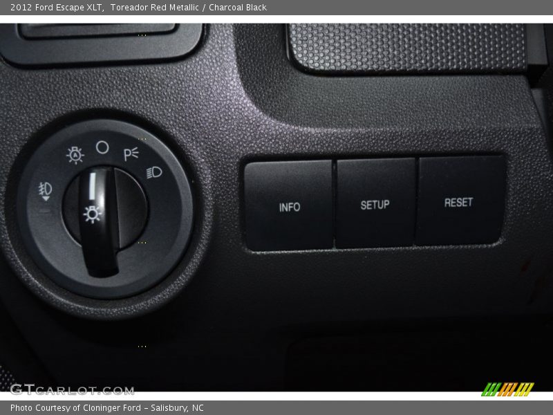 Toreador Red Metallic / Charcoal Black 2012 Ford Escape XLT