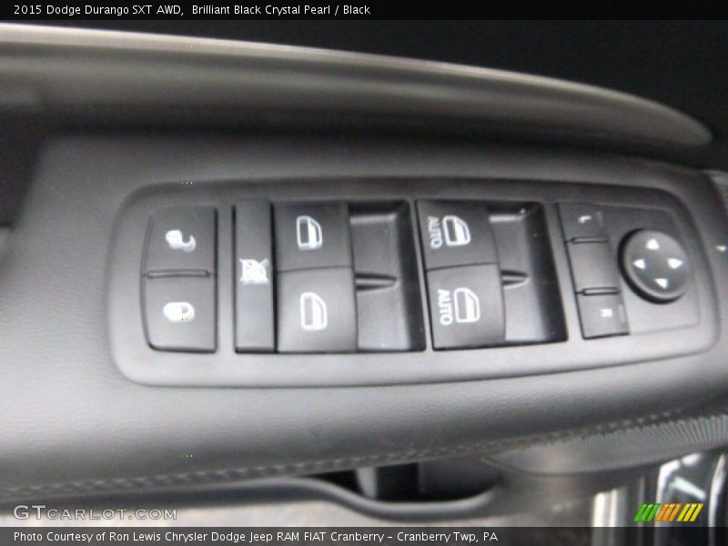 Brilliant Black Crystal Pearl / Black 2015 Dodge Durango SXT AWD
