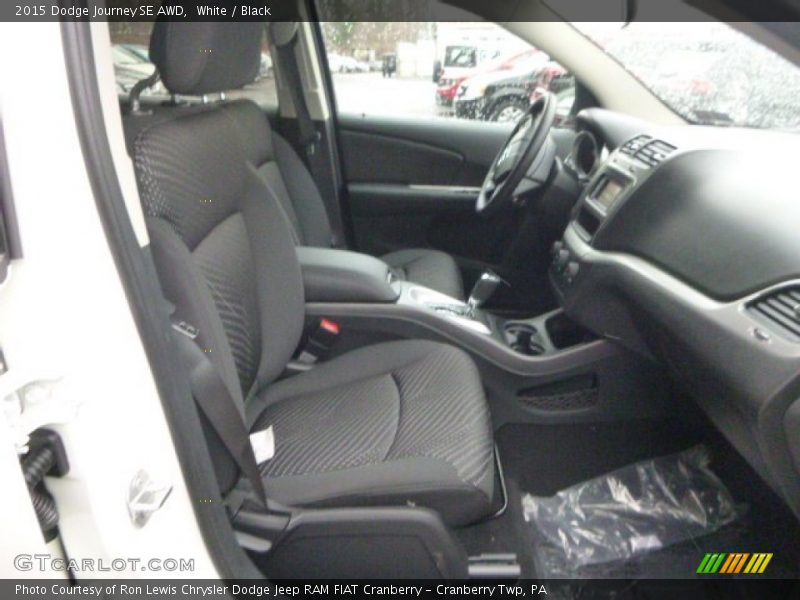 White / Black 2015 Dodge Journey SE AWD
