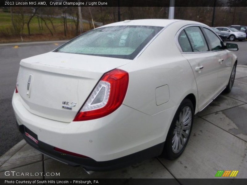 Crystal Champagne / Light Dune 2013 Lincoln MKS AWD