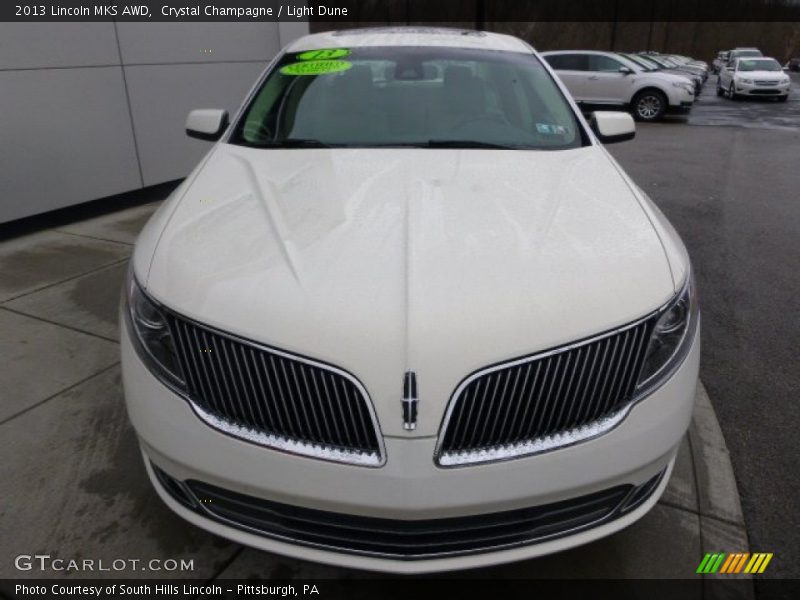 Crystal Champagne / Light Dune 2013 Lincoln MKS AWD