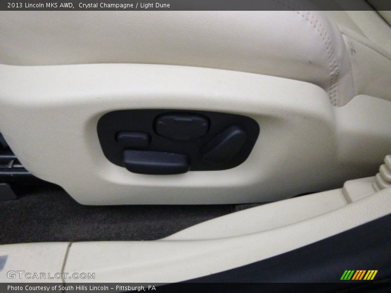 Crystal Champagne / Light Dune 2013 Lincoln MKS AWD