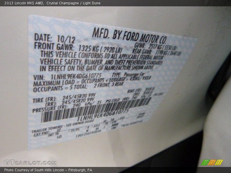Crystal Champagne / Light Dune 2013 Lincoln MKS AWD