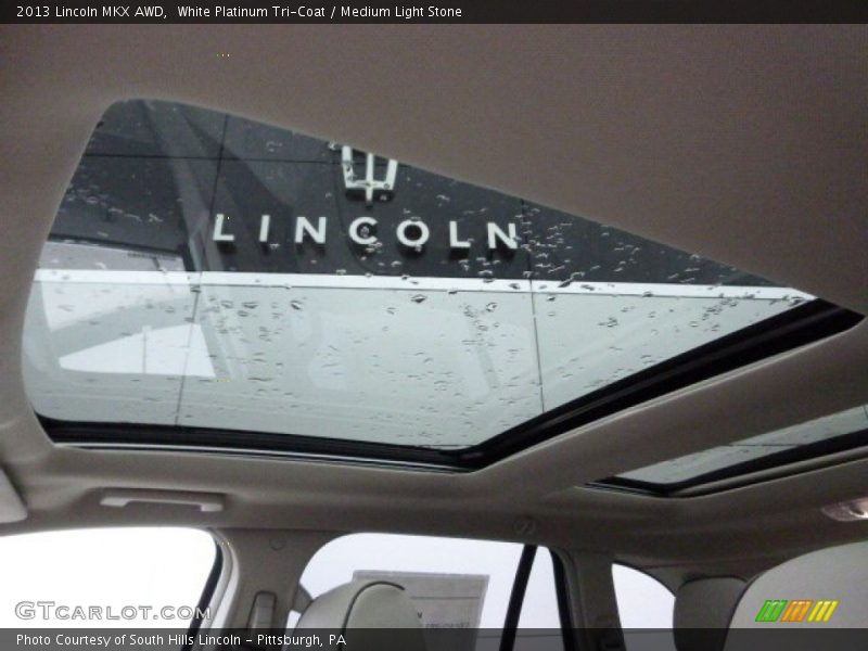 White Platinum Tri-Coat / Medium Light Stone 2013 Lincoln MKX AWD