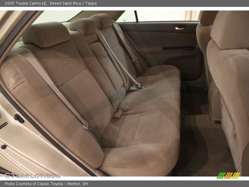 Desert Sand Mica / Taupe 2005 Toyota Camry LE