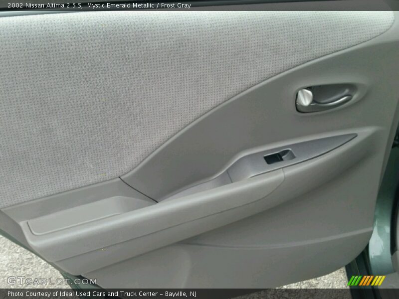 Mystic Emerald Metallic / Frost Gray 2002 Nissan Altima 2.5 S