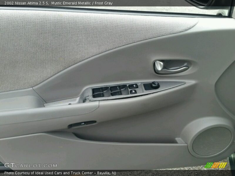 Mystic Emerald Metallic / Frost Gray 2002 Nissan Altima 2.5 S