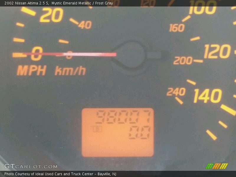 Mystic Emerald Metallic / Frost Gray 2002 Nissan Altima 2.5 S